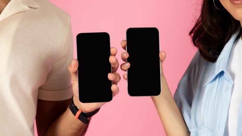 iPhone czy Samsung – Który wybrać? Opinie użytkowników