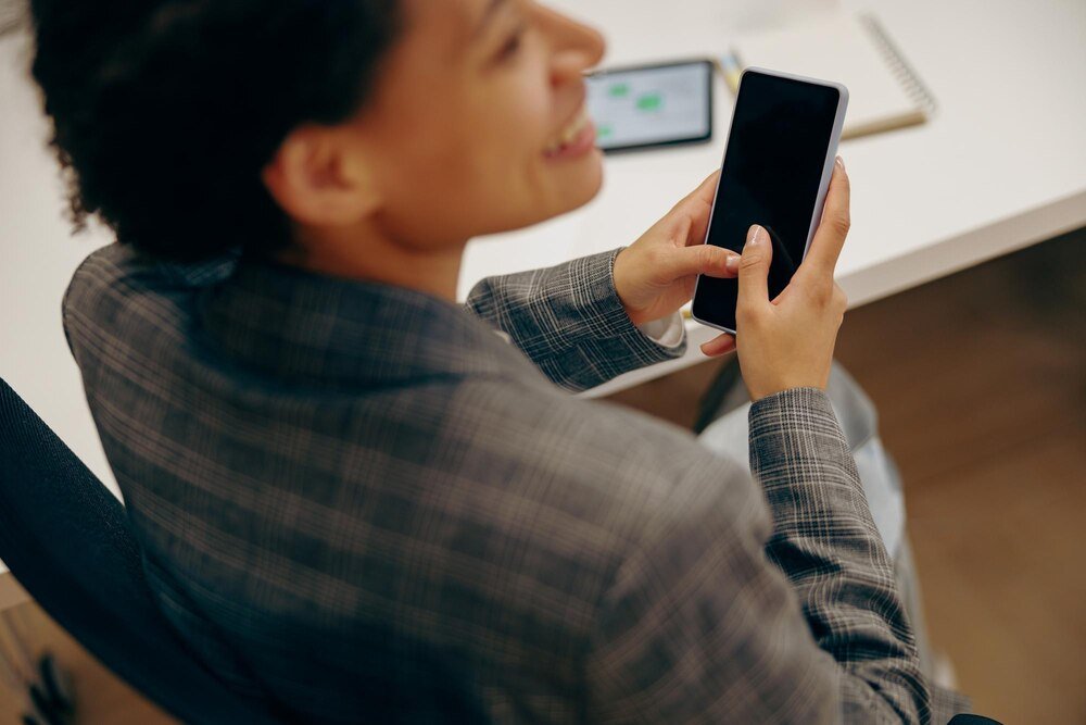 Czy na Instagramie widać kto ogląda profil – prawda czy mit?