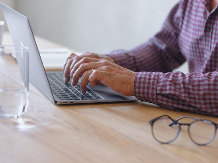 Jak zrobić ź na laptopie – skróty klawiaturowe