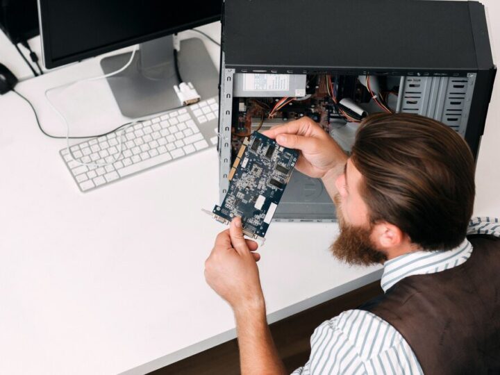 Jak sprawdzić podzespoły komputera – proste sposoby krok po kroku