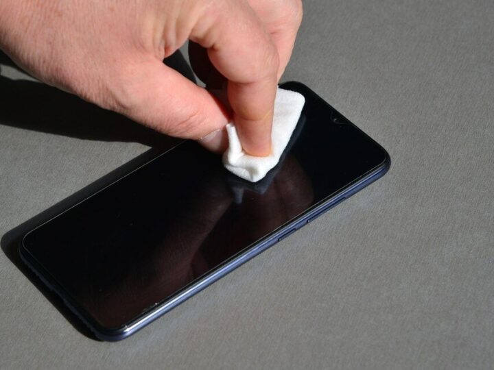 Najlepsza folia hydrożelowa na telefon – jak wybrać?